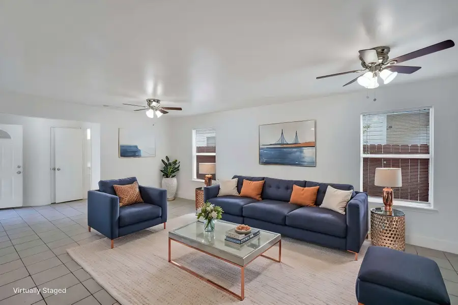 2306 Balvanera Plaza, Dallas, TX 75211 - #2