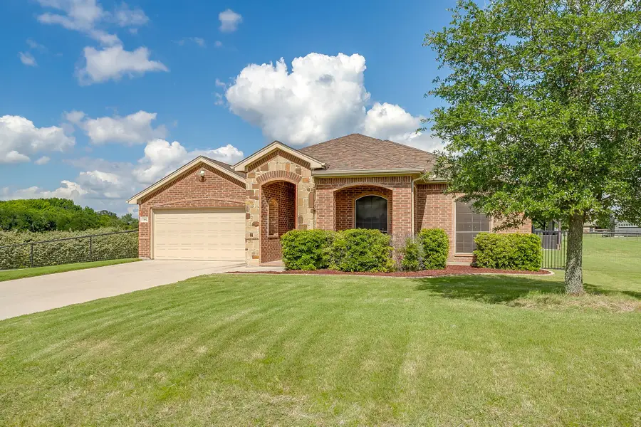 104 Thorobred Court, Azle, TX 76020 - #3