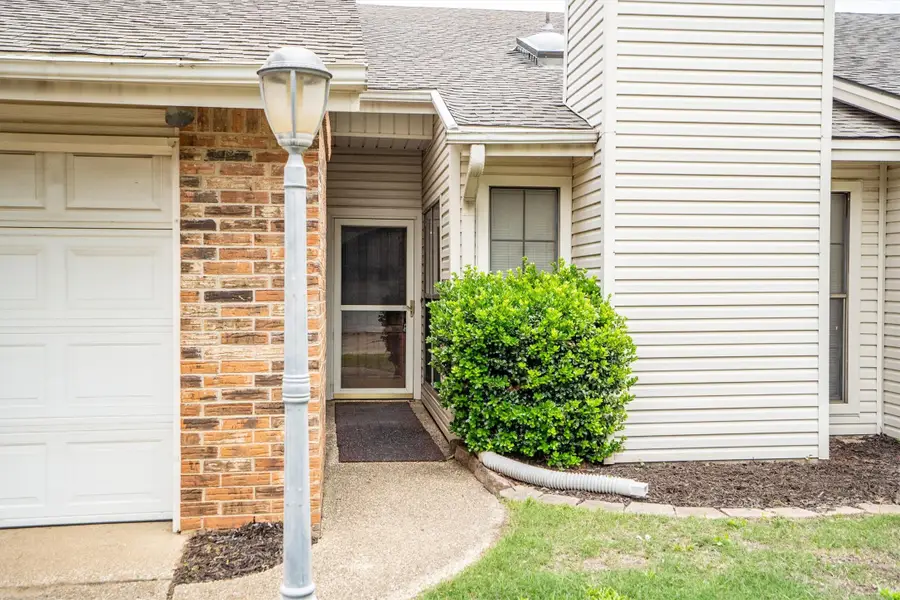 4232 Gayle Court, Flower Mound, TX 75028 - #2