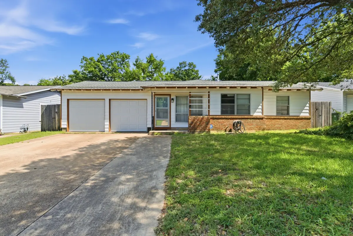 736 Oak Drive, Hurst, TX 76053 - #1