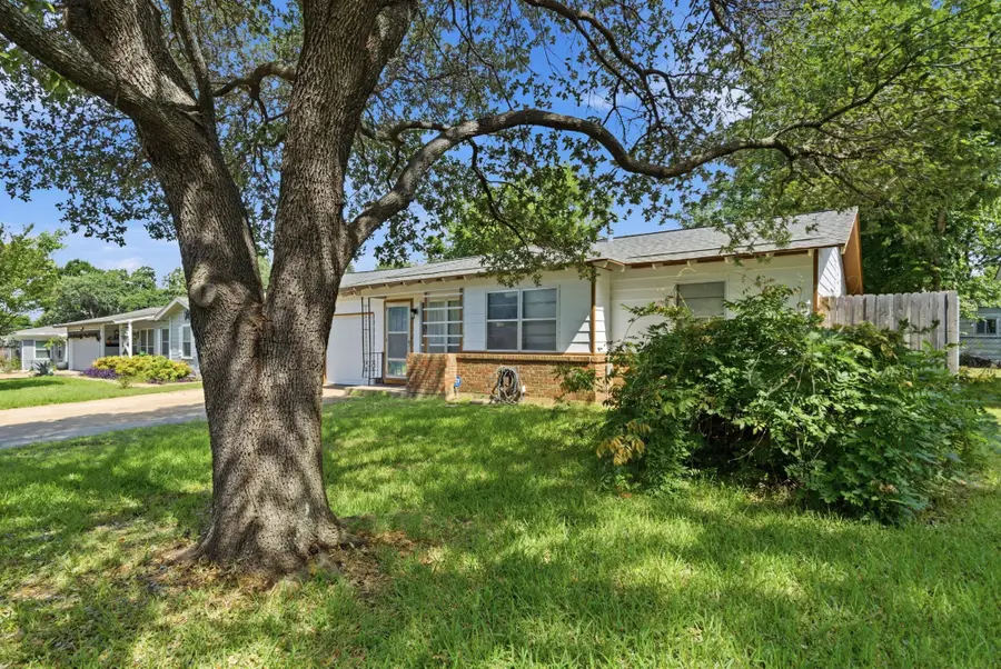 736 Oak Drive, Hurst, TX 76053 - #3