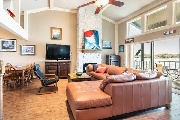 300 Rush Creek Drive #B2, Heath, TX 75032