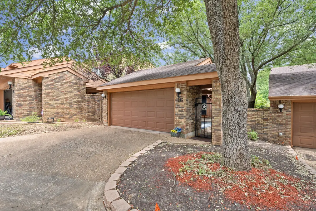 16 Village Green Court, Denison, TX 75020 - #1