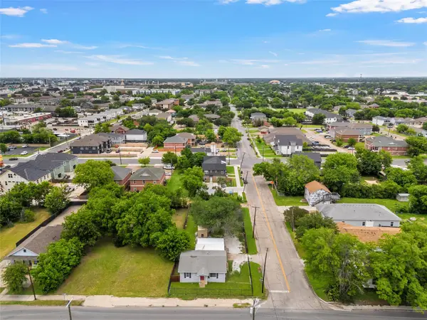 1724 S 18th Street, Waco, TX 76706