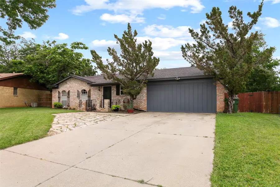 6608 Mccoy Court, Watauga, TX 76148 - #2