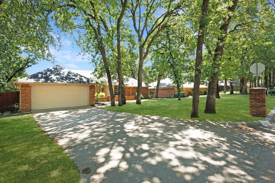 2015 Tanglewood Drive, Grapevine, TX 76051 - #2