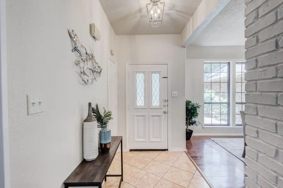 2015 Tanglewood Drive, Grapevine, TX 76051 - #3