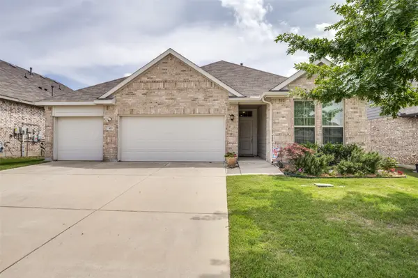 413 Wiggins Way, Van Alstyne, TX 75495