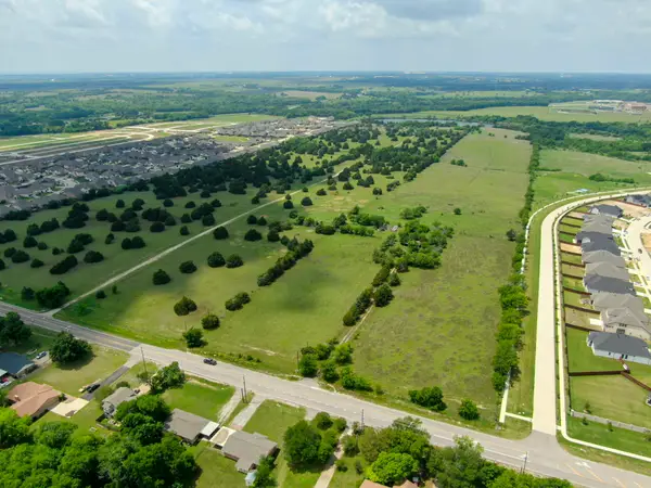 501 Ovilla Road, Waxahachie, TX 75167