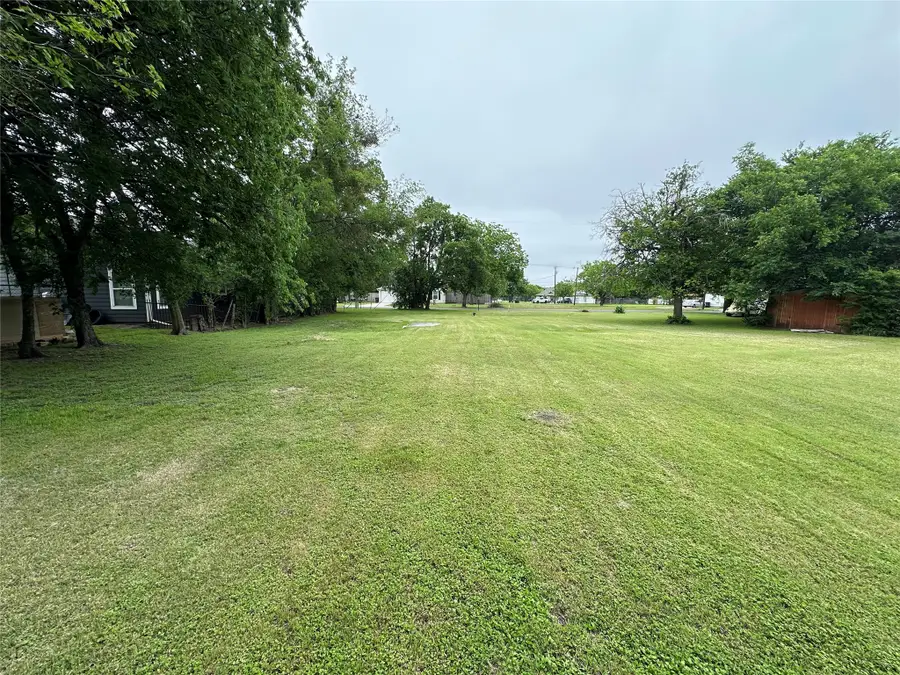 1307 Chase Avenue, Cleburne, TX 76033 - #3