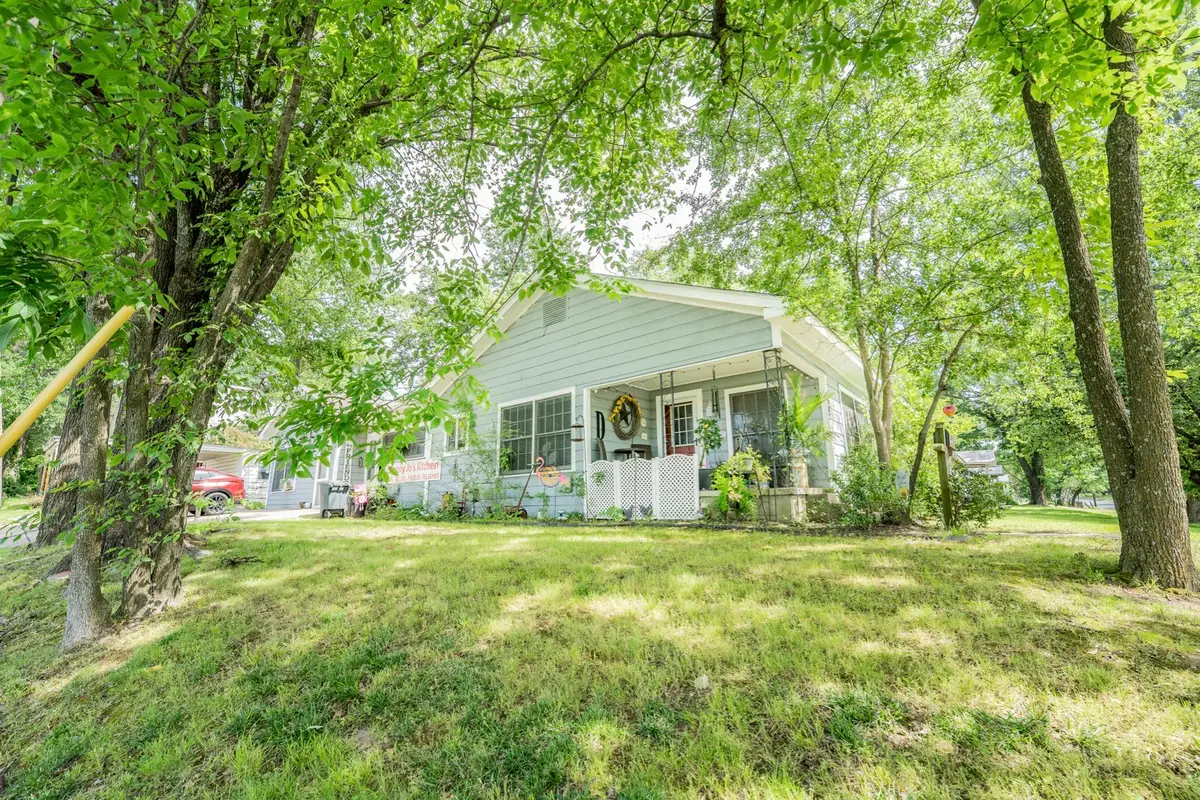 502 Davis Street S, Sulphur Springs, TX 75482 - #1