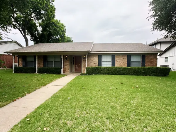 1322 Seminole Drive, Richardson, TX 75080