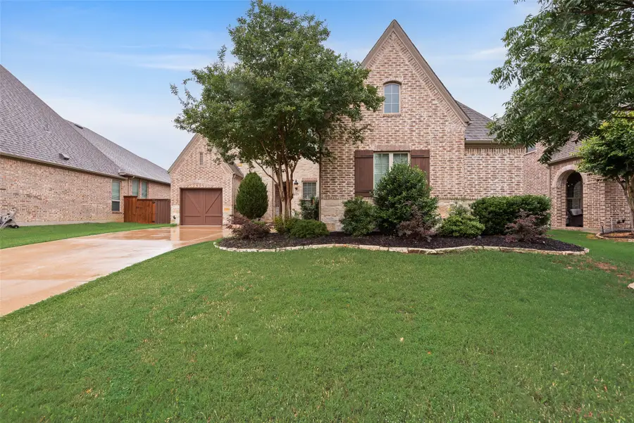 1025 W Bluff Way, Roanoke, TX 76262 - #3