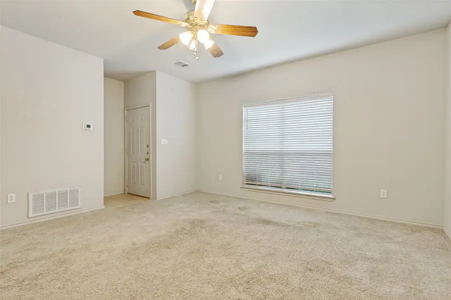 400 Stockard Street, Lake Dallas, TX 75065 - #2