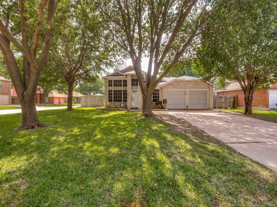 3335 Kelley Drive, Grand Prairie, TX 75052 - #2
