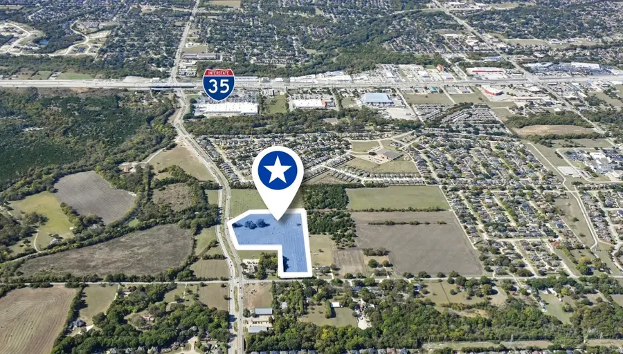 1001 N Houston School Road, Lancaster, TX 75146 - #2