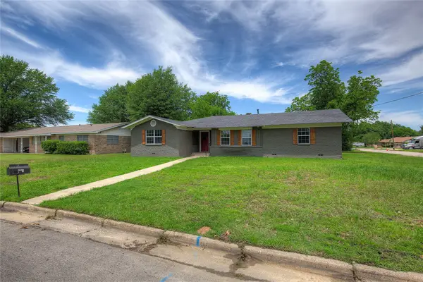 401 Lee Street, Sulphur Springs, TX 75482