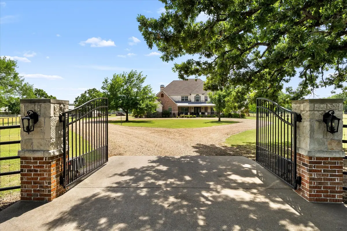5900 Kings Creek Drive, Post Oak Bend, TX 75142 - #1