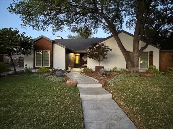 17216 Ikel Drive, Dallas, TX 75248