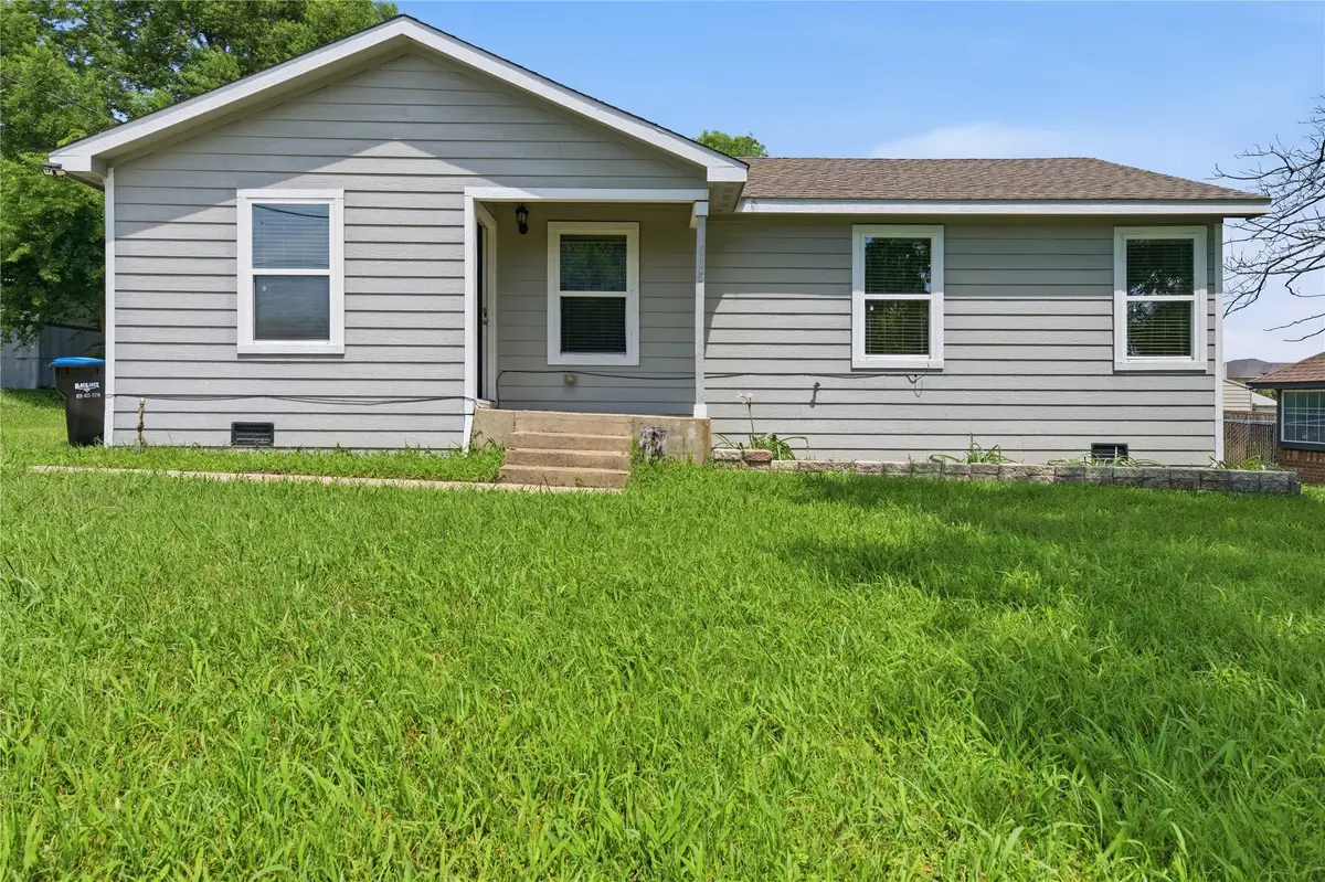 505 S 5th Street, Crandall, TX 75114 - #1
