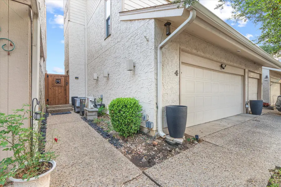 4 Oakbrook Drive, Lewisville, TX 75057 - #3