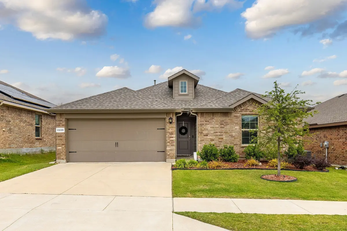 2229 Blythwood Trail, Fort Worth, TX 76108 - #1