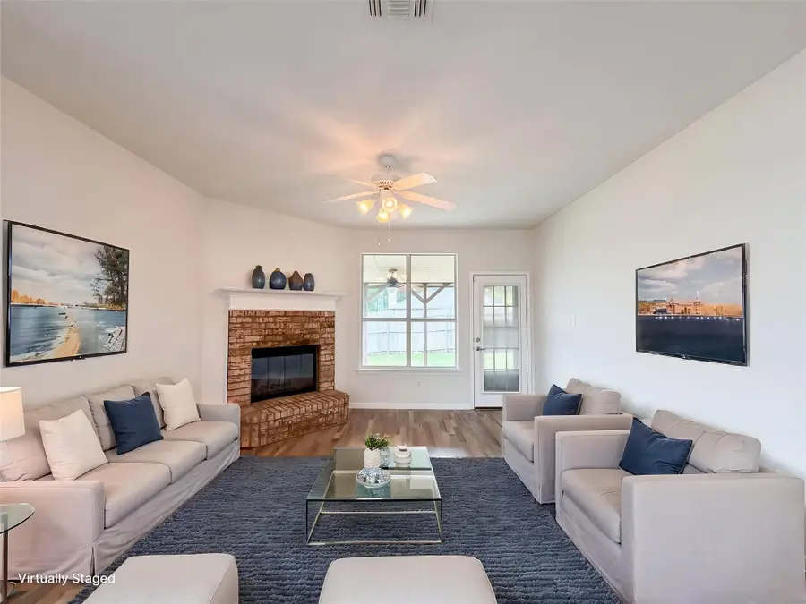 10001 Blue Bell Drive, Fort Worth, TX 76108 - #3