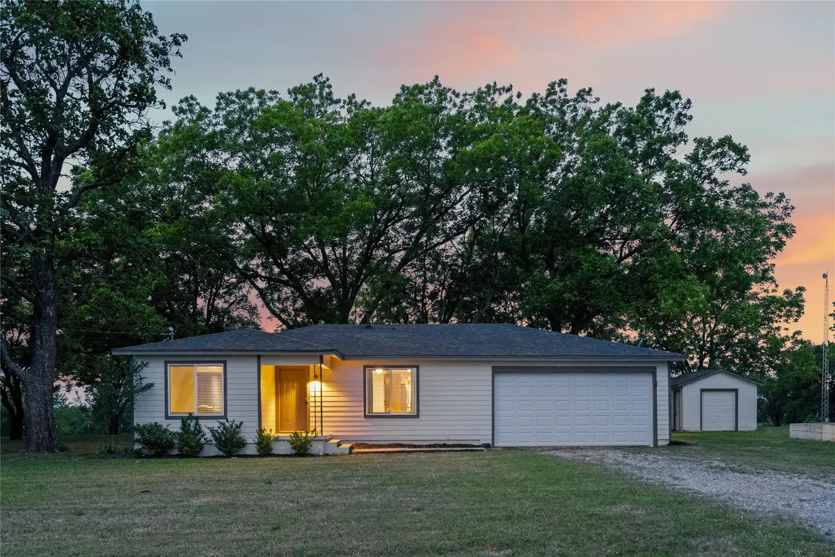 341 Reast Road, Whitesboro, TX 76273 - #1