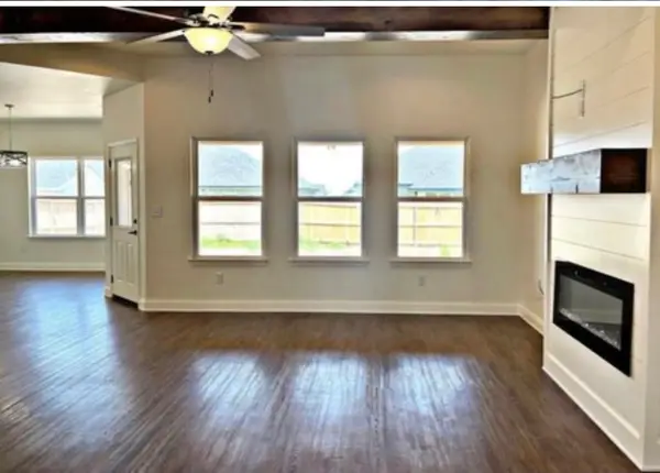 7662 Wildflower Way, Abilene, TX 79602