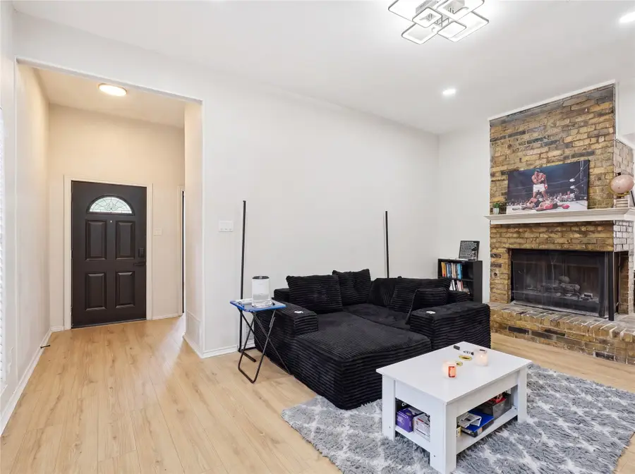2044 Whippoorwill Lane, Carrollton, TX 75006 - #3