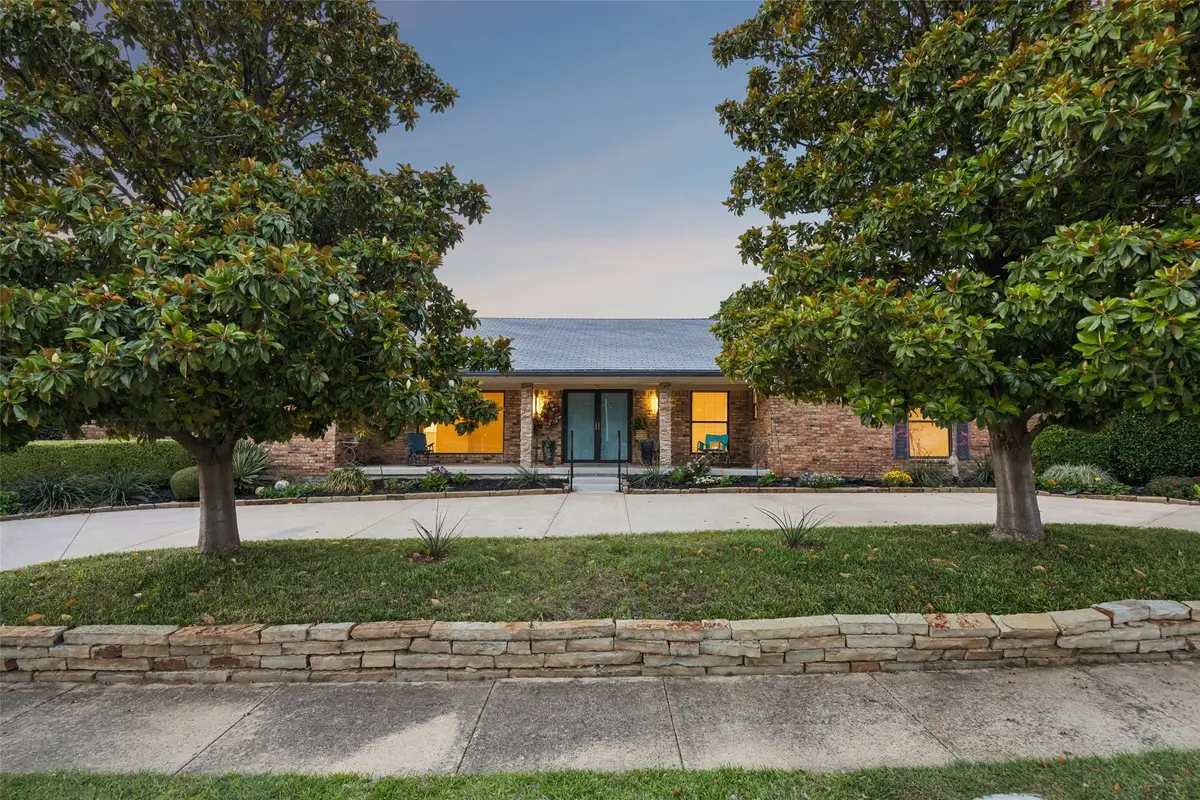 101 E Northgate Drive, Irving, TX 75062 - #1