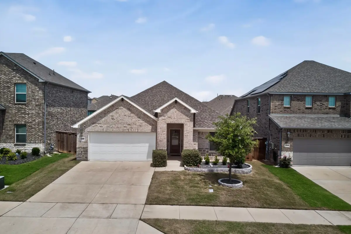 9537 Abington Avenue, Fort Worth, TX 76131 - #1