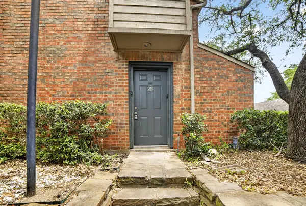 9254 Forest Lane, Dallas, TX 75243