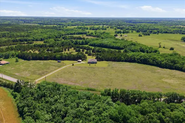4764 S Fm 271, Bonham, TX 75418
