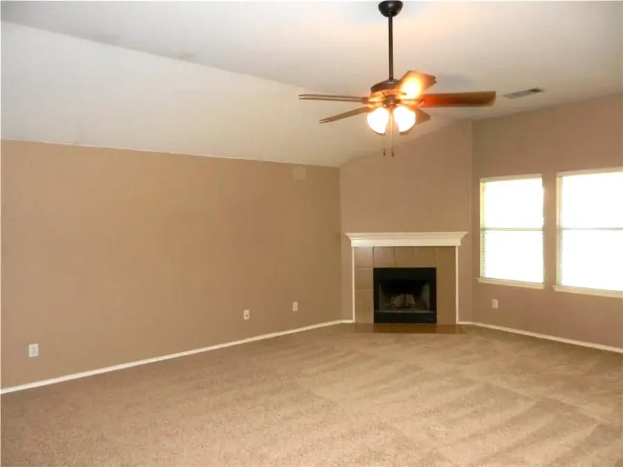 909 Starling Lane, Aubrey, TX 76227 - #2