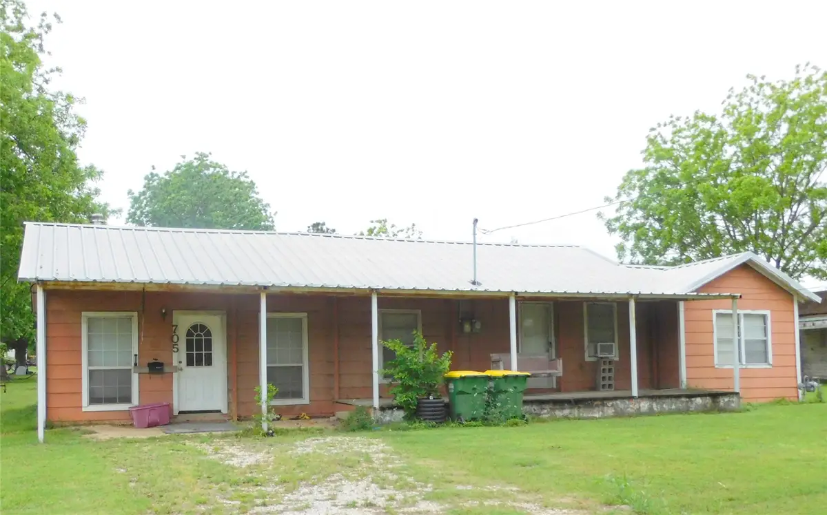 705 Mulberry Avenue, Hubbard, TX 76648 - #1