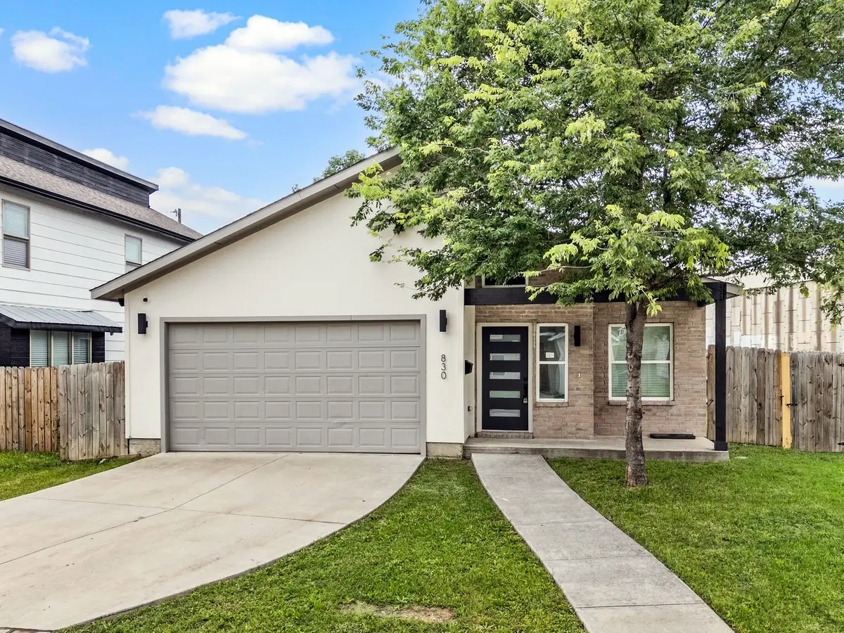 830 E Powell Avenue, Fort Worth, TX 76104 - #1
