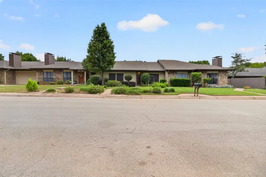 2017 Heatherbrook Drive, Grapevine, TX 76051 - #2