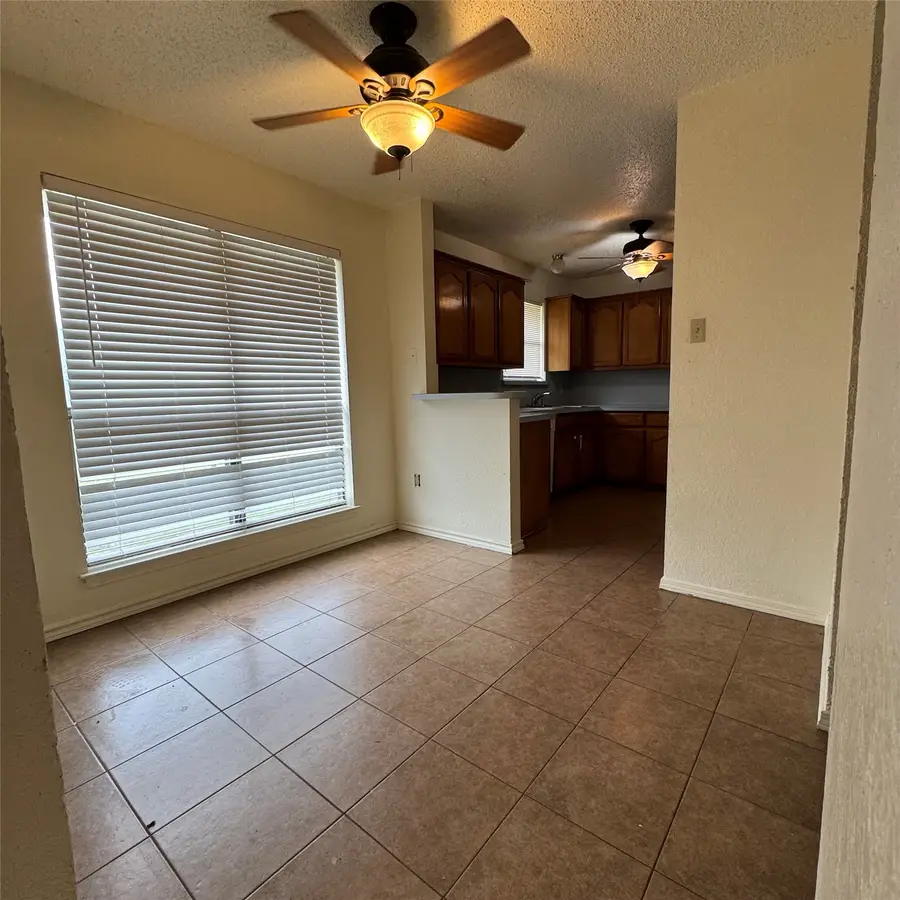 12 States Avenue, Midlothian, TX 76065 - #3
