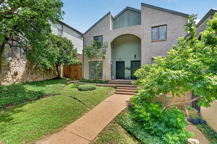 2613 Mccart Avenue #2613, Fort Worth, TX 76110 - #2