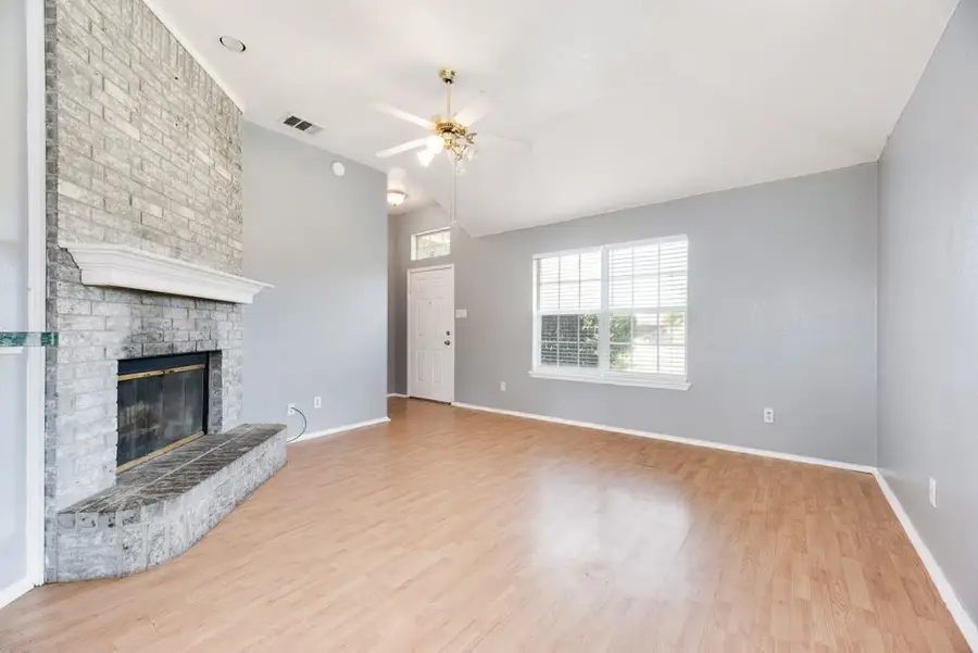1415 S Medora Street, Terrell, TX 75160 - #3