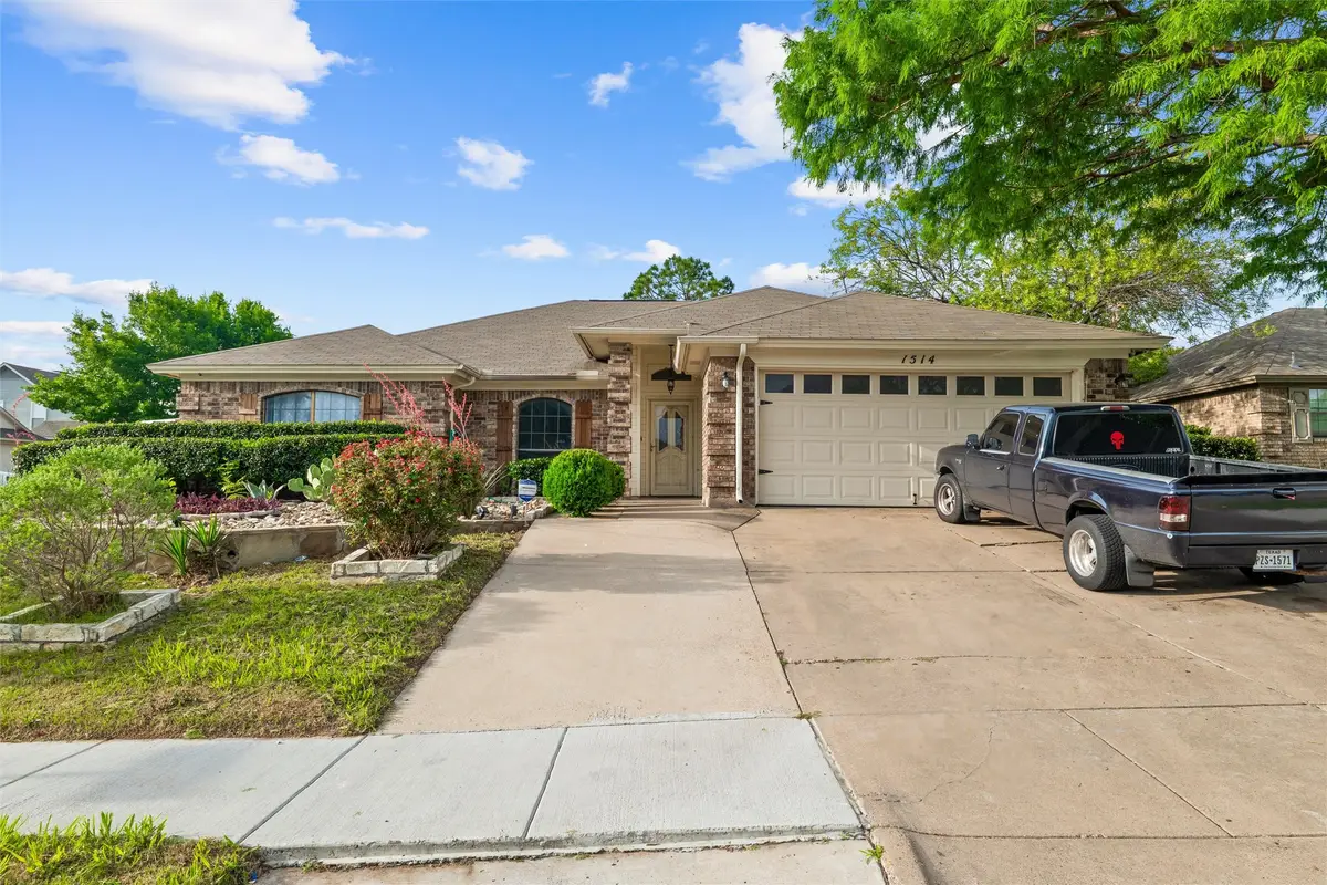 1514 Sayles Avenue, Arlington, TX 76018 - #1