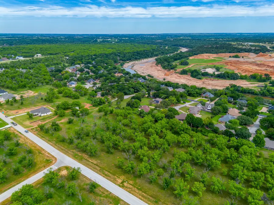 1000 E Landings N, Granbury, TX 76049 - #3