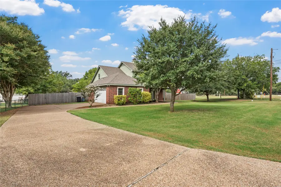 1694 Mclennan Crossing Road, Woodway, TX 76712 - #3