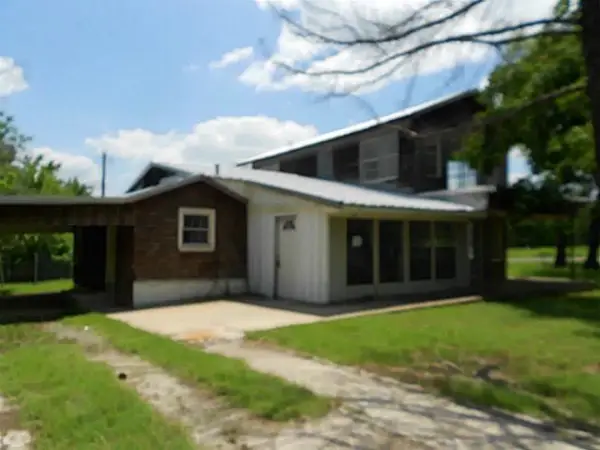401 Vista Oaks, West Tawakoni, TX 75474