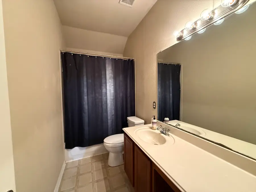 2440 Walker Street, Grand Prairie, TX 75052 - #3