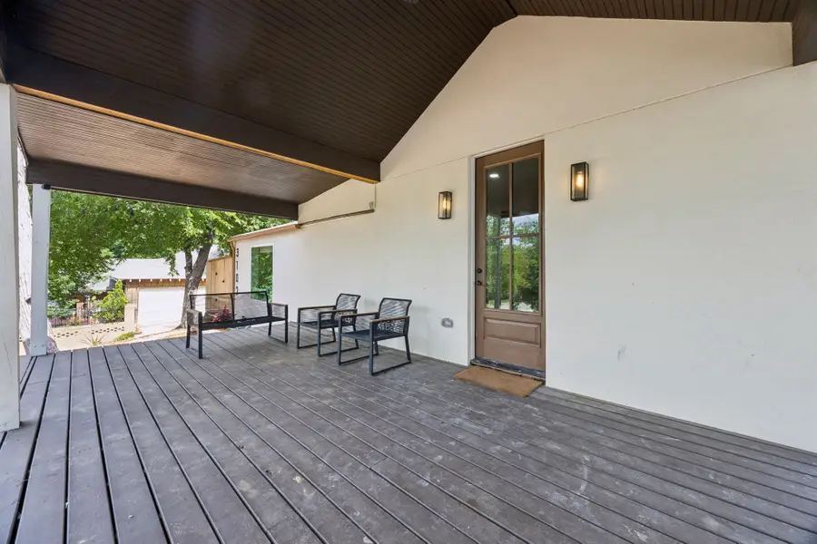 3102 W Jefferson Boulevard, Dallas, TX 75211 - #2