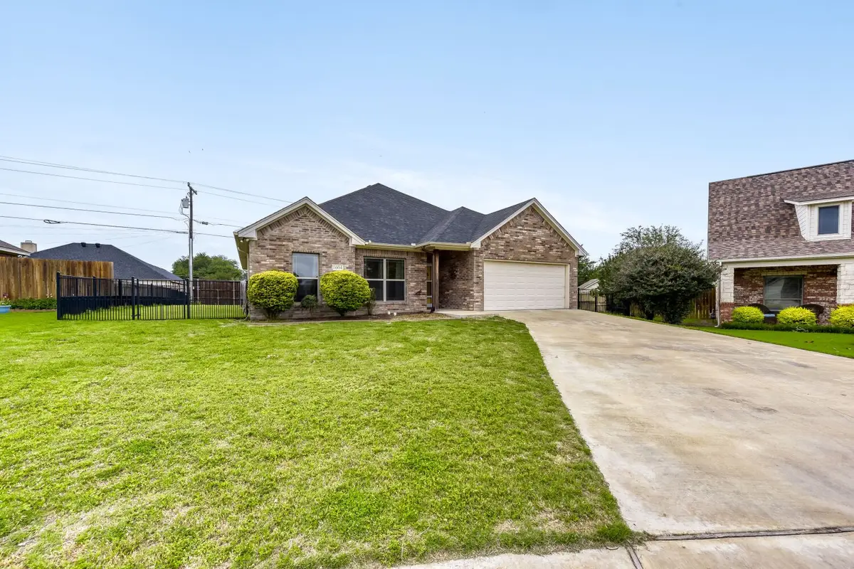 1604 Belle Plain Drive, Cleburne, TX 76033 - #1