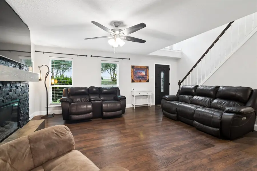 8912 S Hickory Road, Krum, TX 76249 - #2