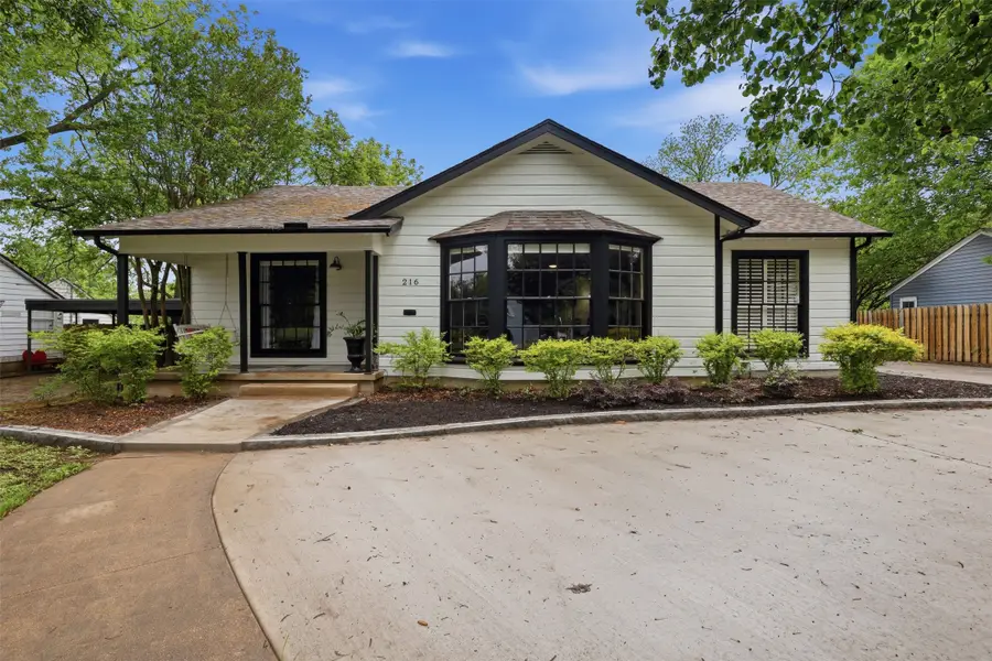 216 Sunset Drive, Cleburne, TX 76033 - #2